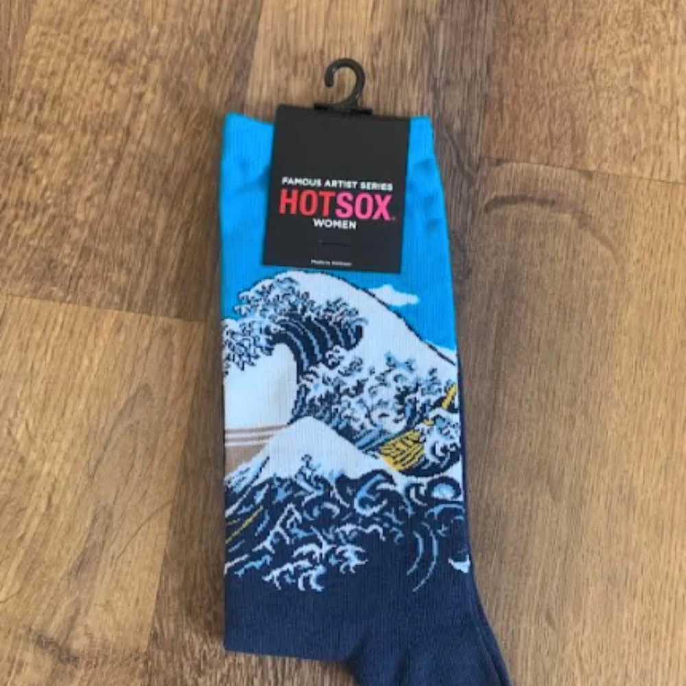 🆕 Great Wave Socks